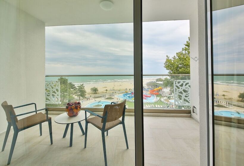 Maritim Paradise Blue Hotel & Spa