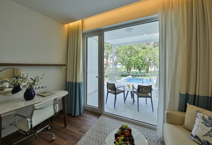 Maritim Paradise Blue Hotel & Spa