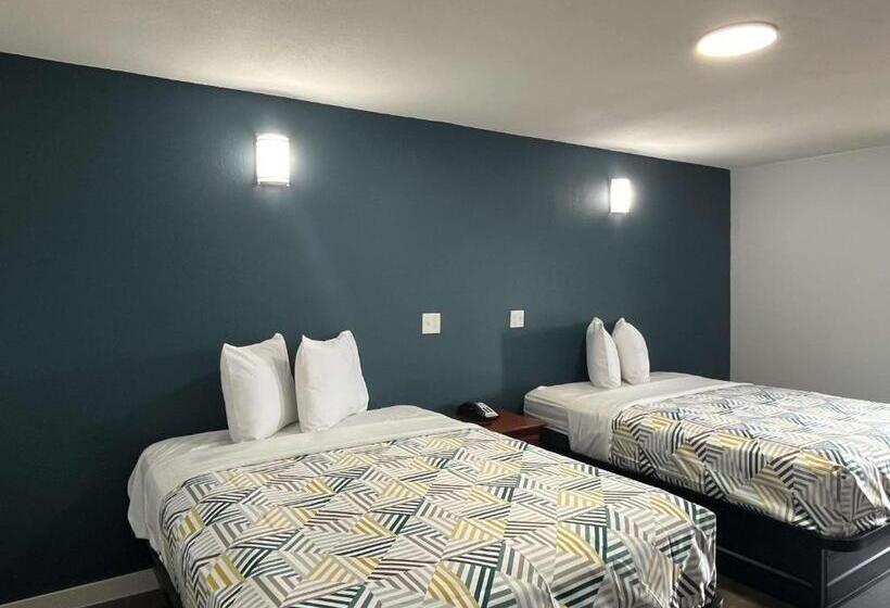 Motel 6 Greenwood, Ms