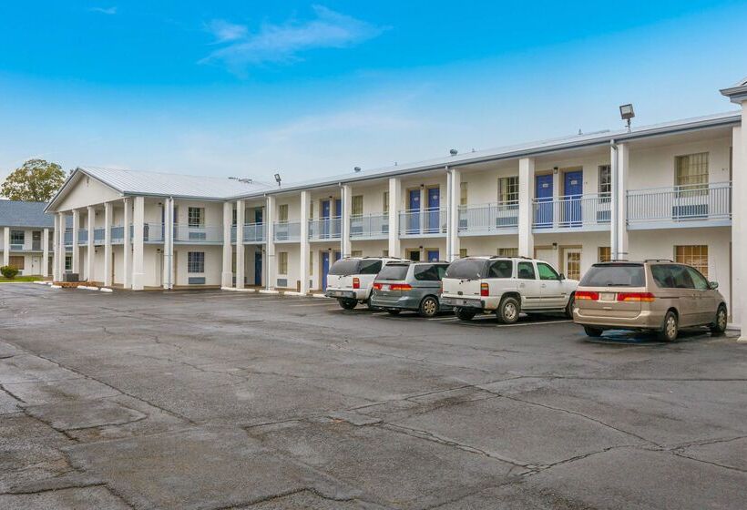 Motel 6 Alexandria, La  South