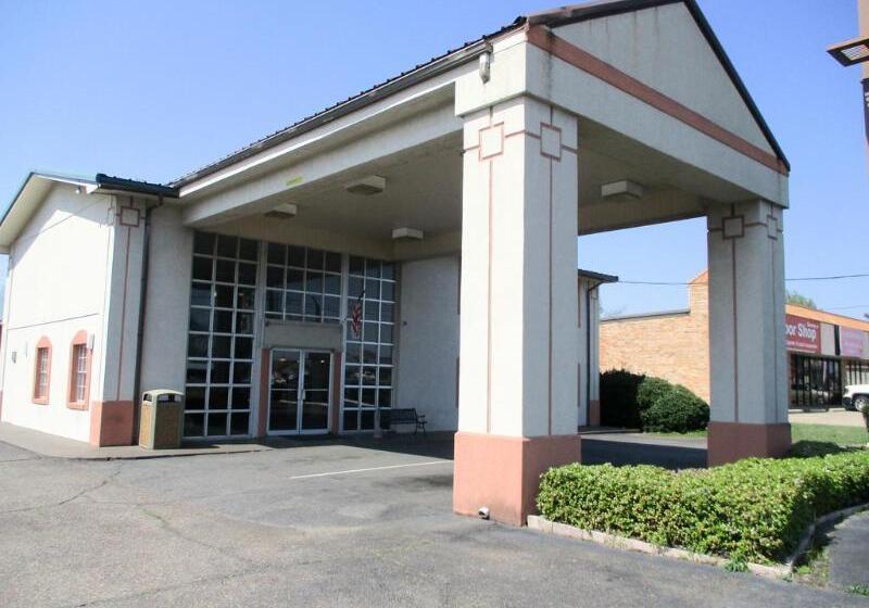 Motel 6 Alexandria, La  South