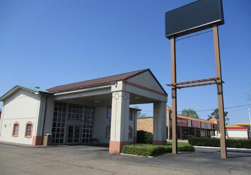 Motel 6 Alexandria, La  South