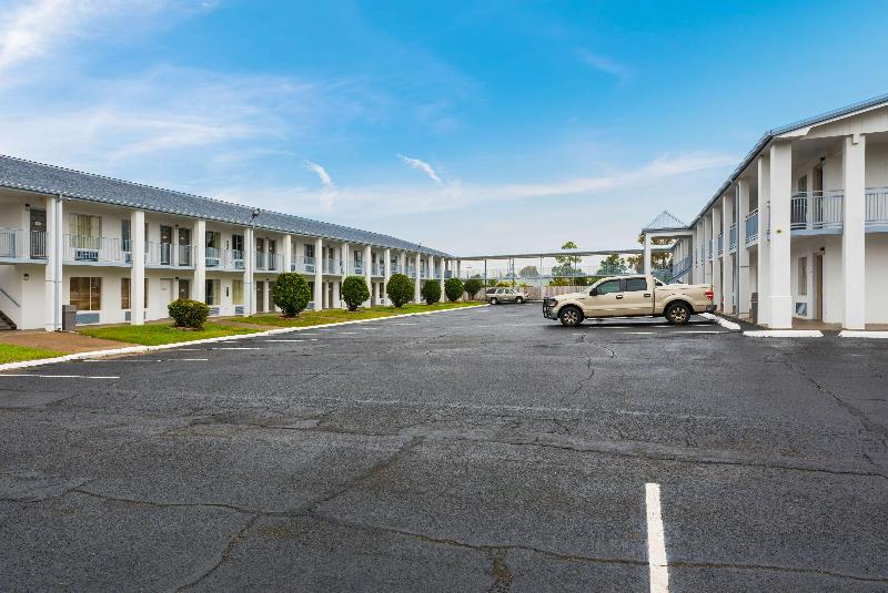 Motel 6 Alexandria, La  South