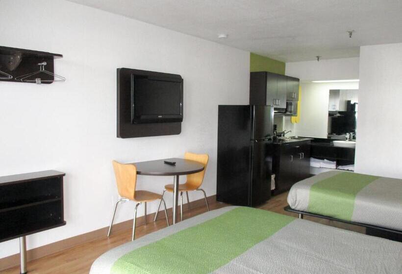 Motel 6 Alexandria, La  South