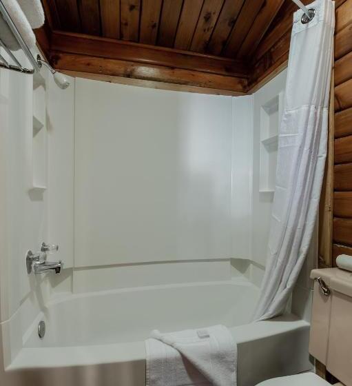 فندق على الطريق Antler Inn