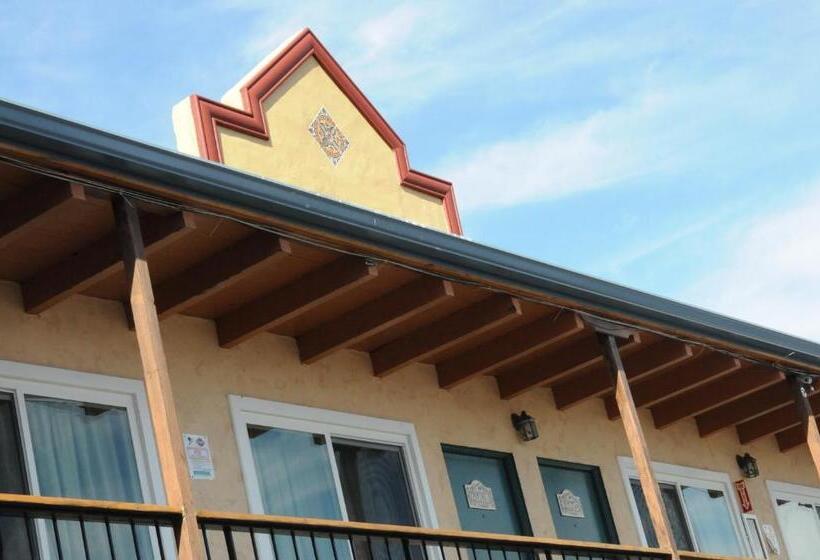 モーテル Sandyland Reef Inn