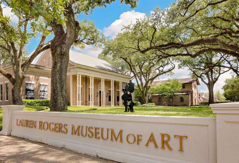 مُتل Super 8 By Wyndham Laurel