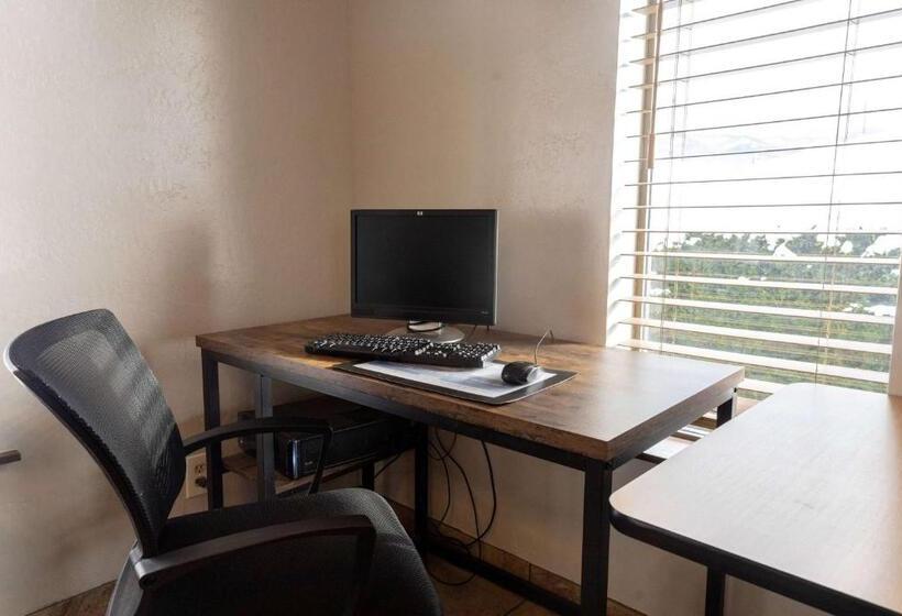 مُتل Super 8 By Wyndham Missoula/brooks Street