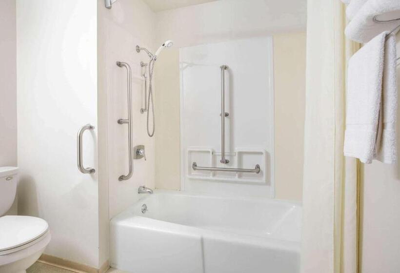 مُتل Super 8 By Wyndham Missoula/brooks Street