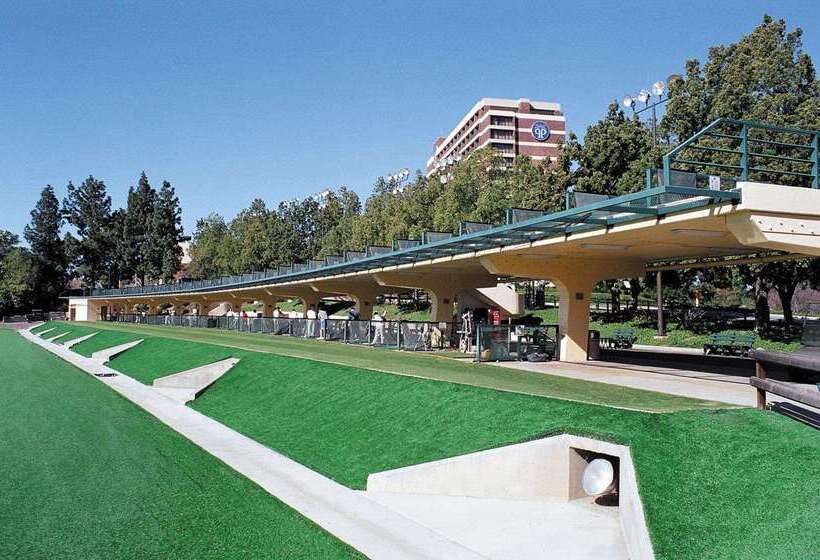 Pacific Palms Resort And Golf Club