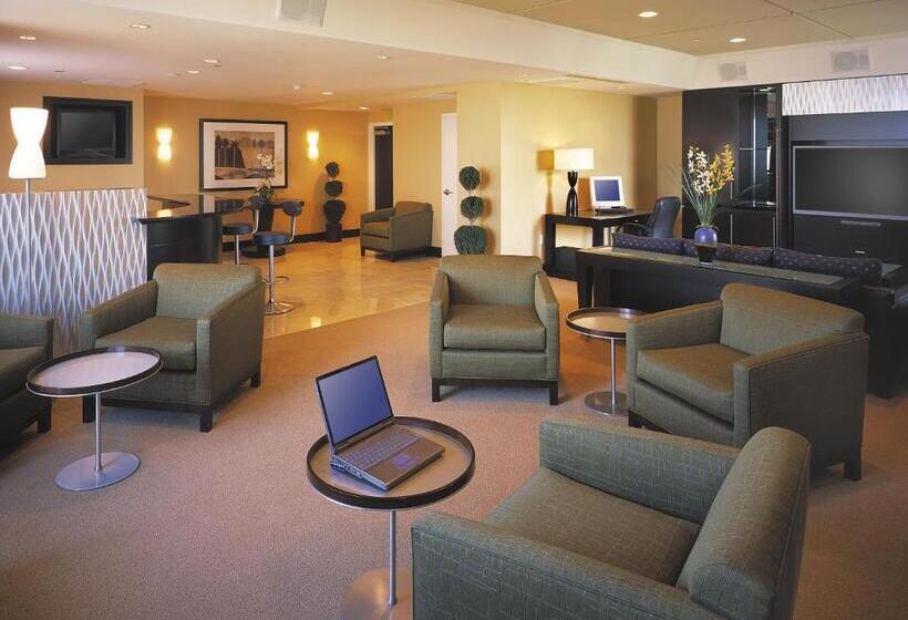 Pacific Palms Resort And Golf Club