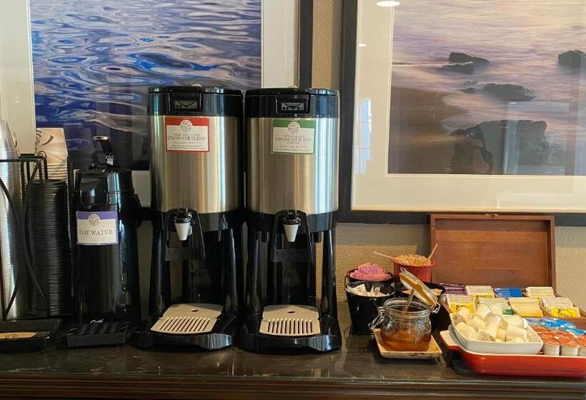 Port Inn & Suites Kennebunk, Ascend Hotel Collection