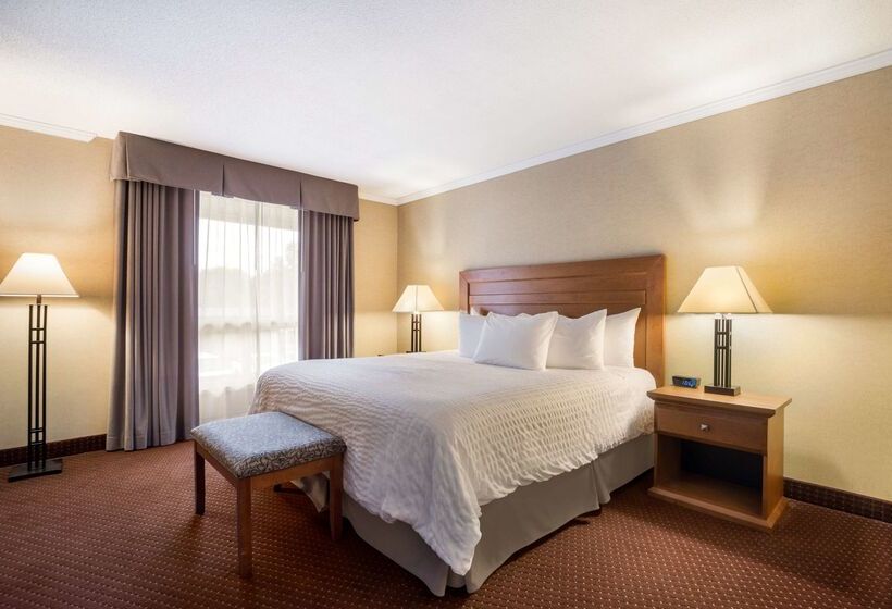 منتجع Best Western Plus Norwester Hotel & Conference Centre