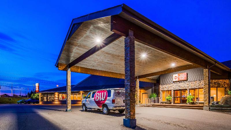 منتجع Best Western Plus Norwester Hotel & Conference Centre