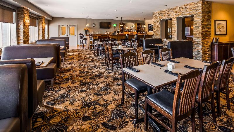 استراحتگاه Best Western Plus Norwester Hotel & Conference Centre