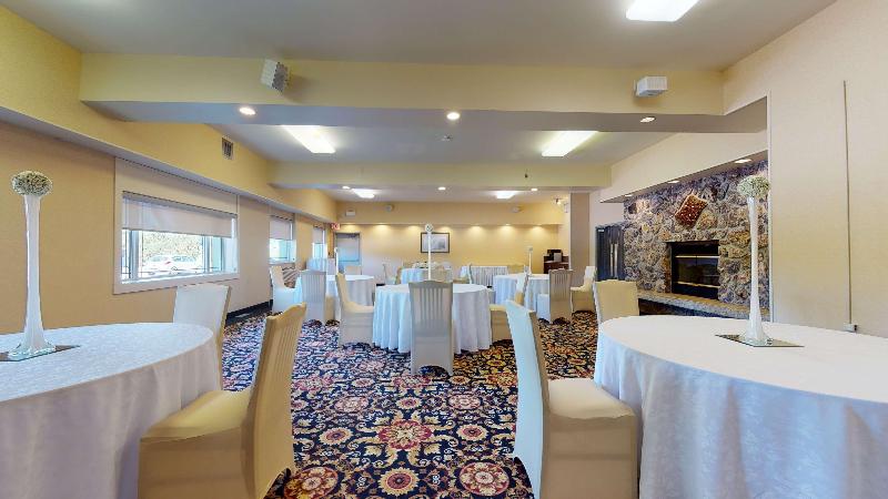 منتجع Best Western Plus Norwester Hotel & Conference Centre