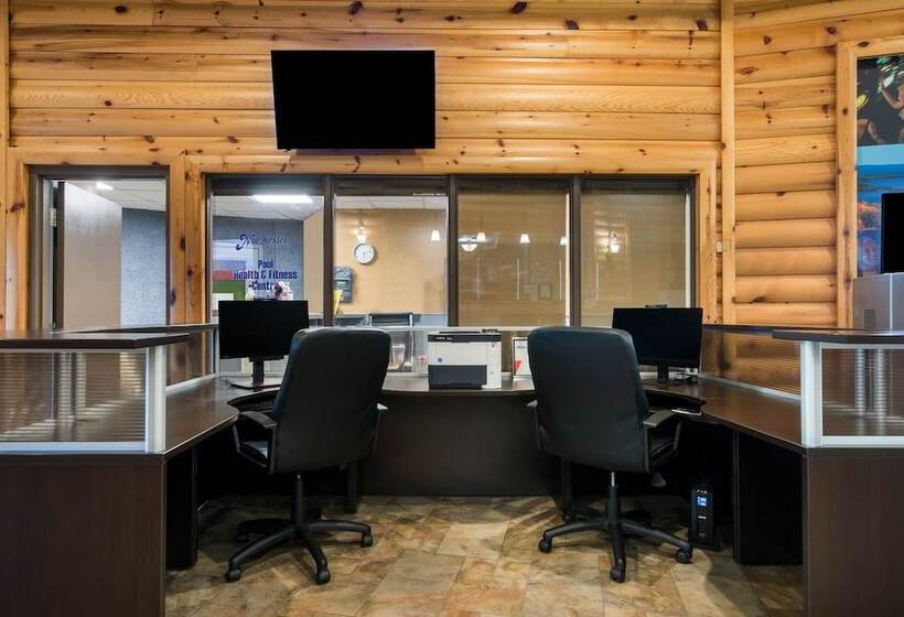 منتجع Best Western Plus Norwester Hotel & Conference Centre