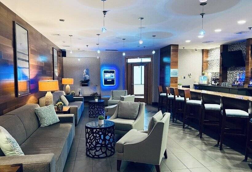 منتجع Doubletree By Hilton Atlantic Beach Oceanfront