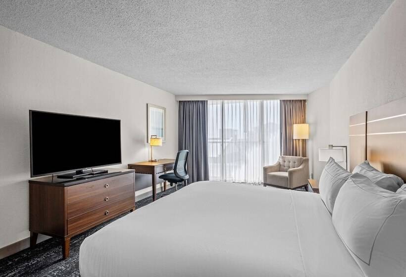 منتجع Doubletree By Hilton Atlantic Beach Oceanfront