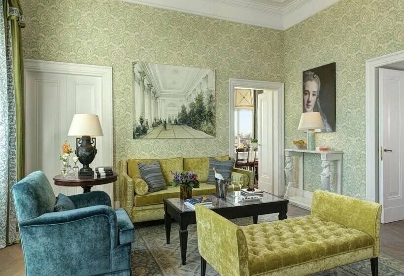 Rocco Forte Hotel De La Ville