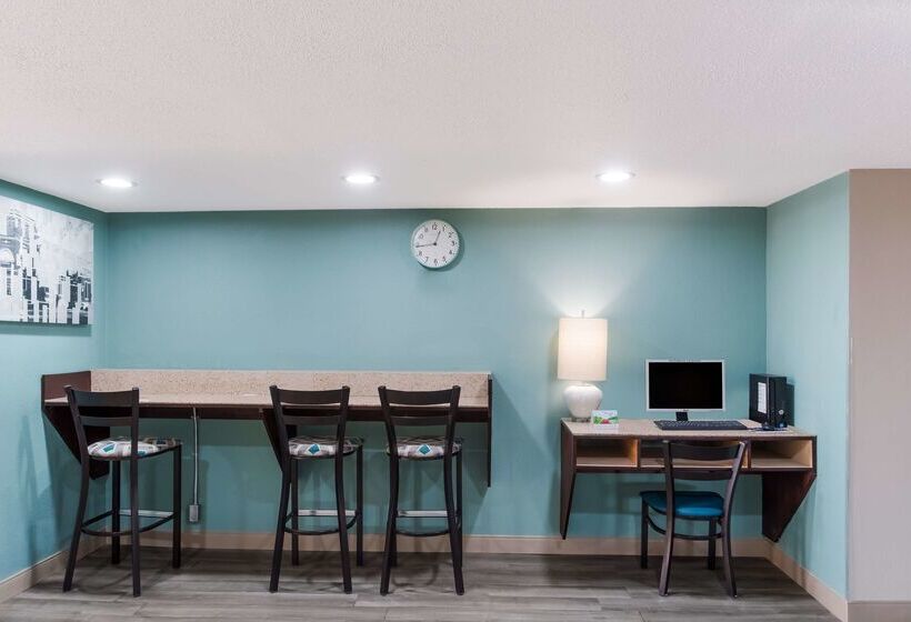 Surestay Plus Hotel By Best Western Greenwood