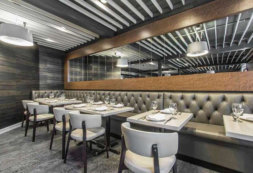 The Burgundy Hotel, Tapestry Collection By Hilton