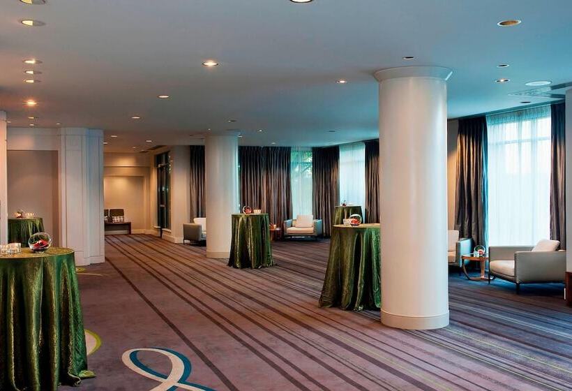 Delta Hotels By Marriott Victoria Ocean Pointe Resort