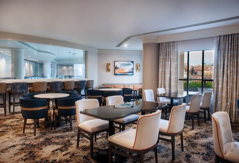 Delta Hotels By Marriott Victoria Ocean Pointe Resort