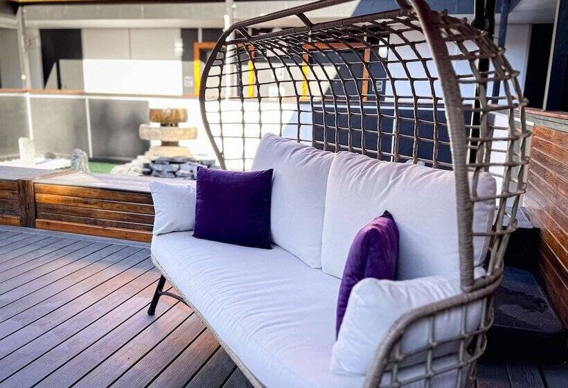 酒店 Coast Metro Vancouver