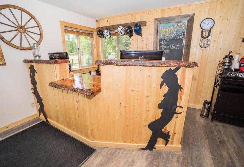 فندق Abbycreek Inn