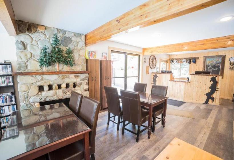 فندق Abbycreek Inn