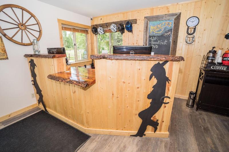 فندق Abbycreek Inn