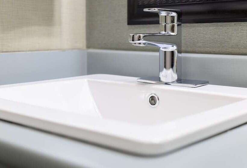 호텔 Accent Inns Kelowna