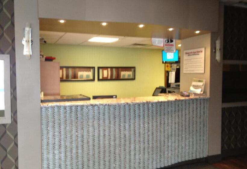 فندق Airport Motor Inn