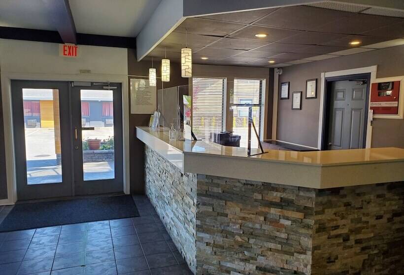 בית מלון כפרי Alpine Inn Abbotsford