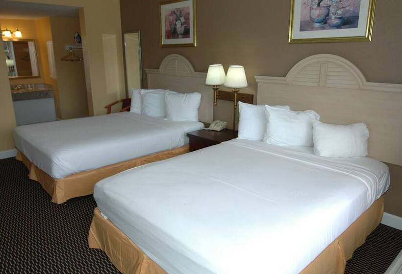 Отель Ambassadors Inn & Suites
