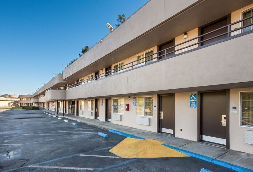 فندق Americas Best Value Inn Santa Rosa