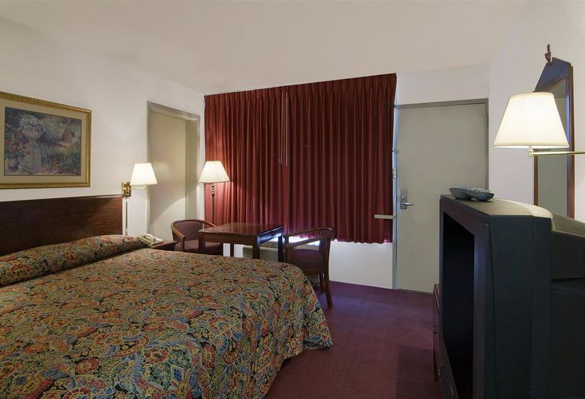 فندق Americas Best Value Inn & Suites Searcy