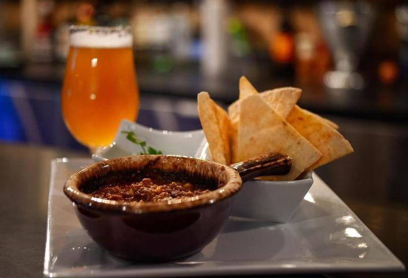 فندق Auberge De Jeunesse Le Camp De Base