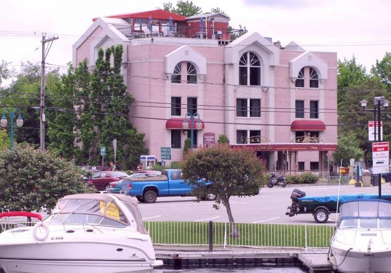 فندق Auberge Du Grand Lac