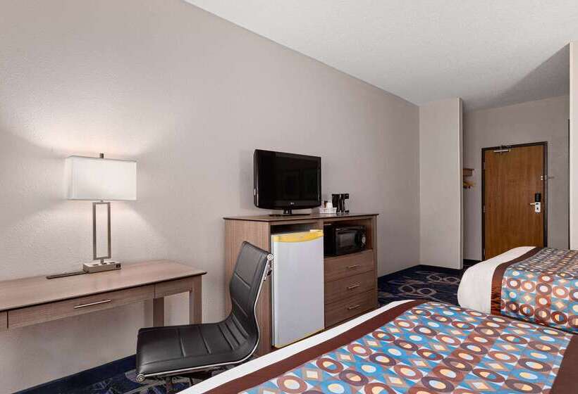 فندق Baymont By Wyndham Waterloo