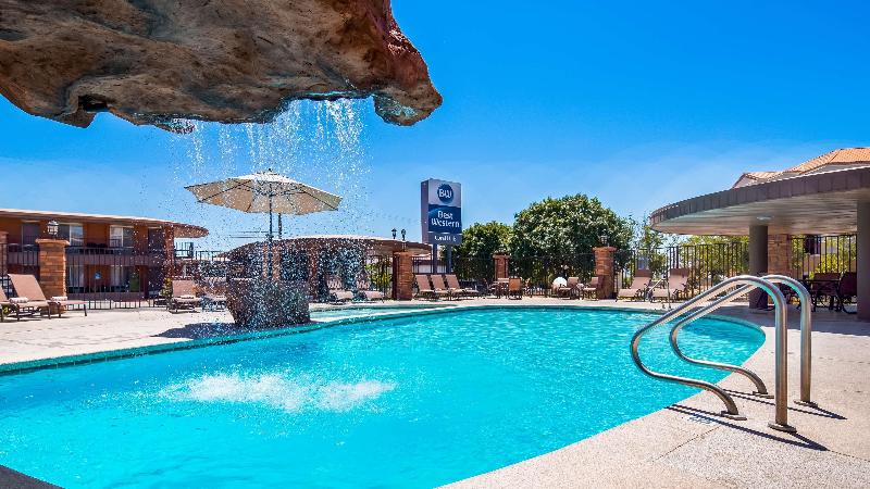 فندق Best Western Coral Hills