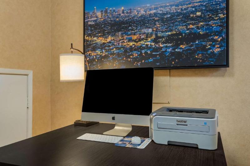 Best Western Diamond Bar Hotel & Suites