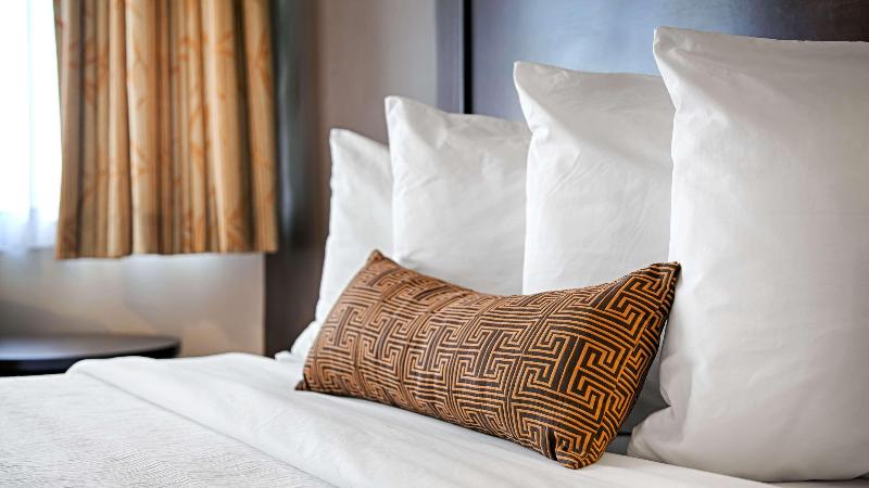 Best Western Diamond Bar Hotel & Suites