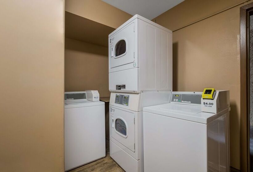 Best Western Diamond Bar Hotel & Suites