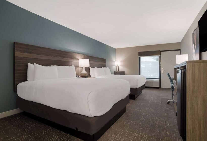 فندق Best Western Flagship Inn