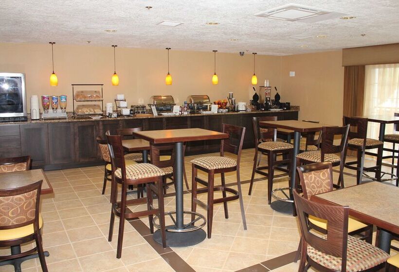 فندق Best Western Plus Grand Manor Inn