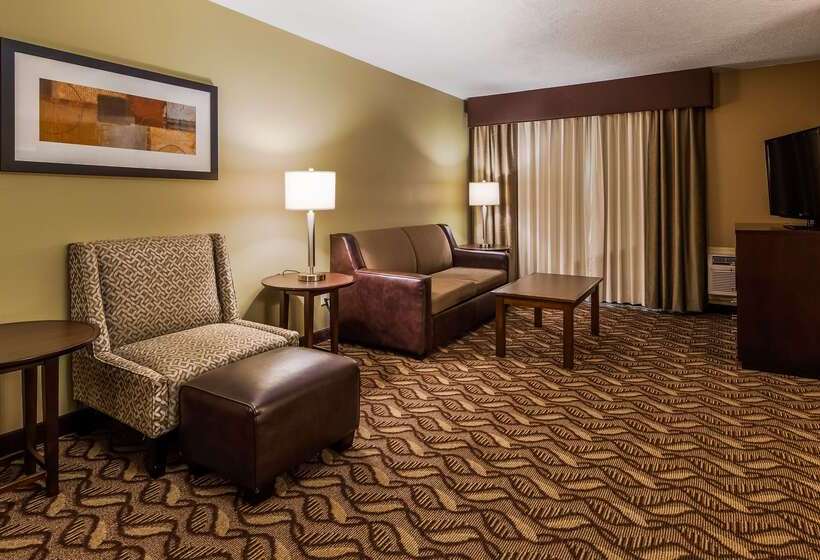 فندق Best Western Plus Grand Manor Inn