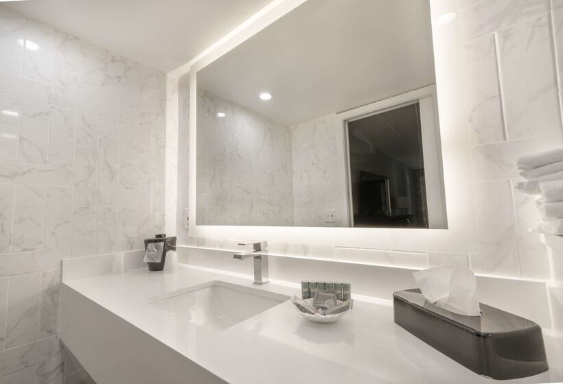 فندق Best Western Historical Inn