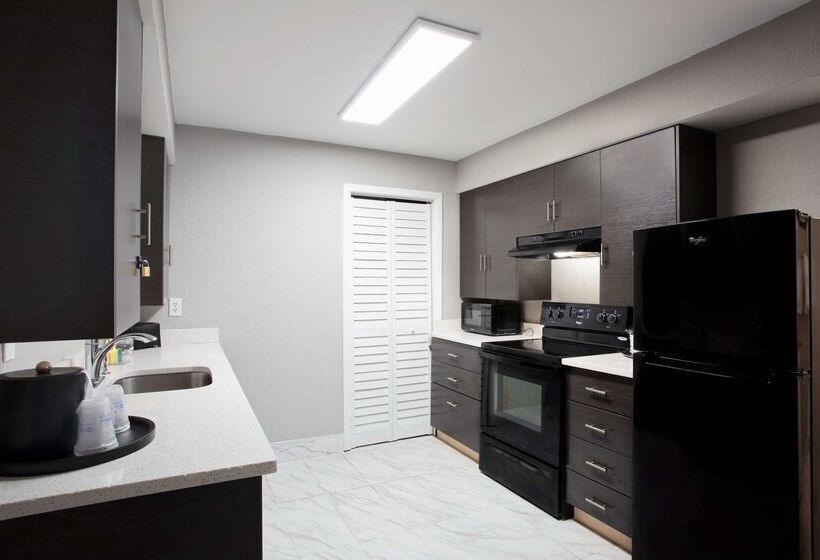 فندق Best Western Historical Inn